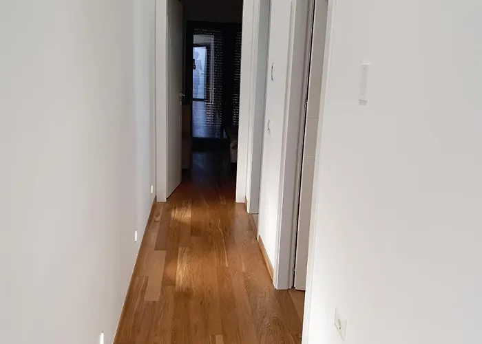 Aliko's Peaceful House, Close To Bus Terminal Holiday home *